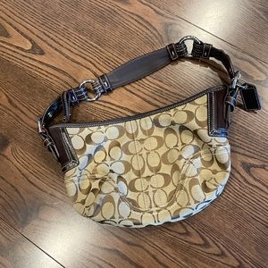 Mini Coach Bag Authentic no tickets lightly used